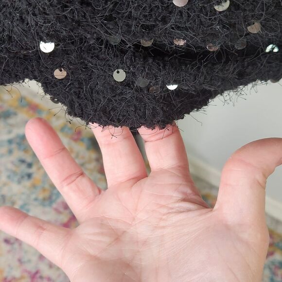 Gap Black Fuzzy Cap Sleeve Sequin Sweater Size Medium - Picture 6 of 11